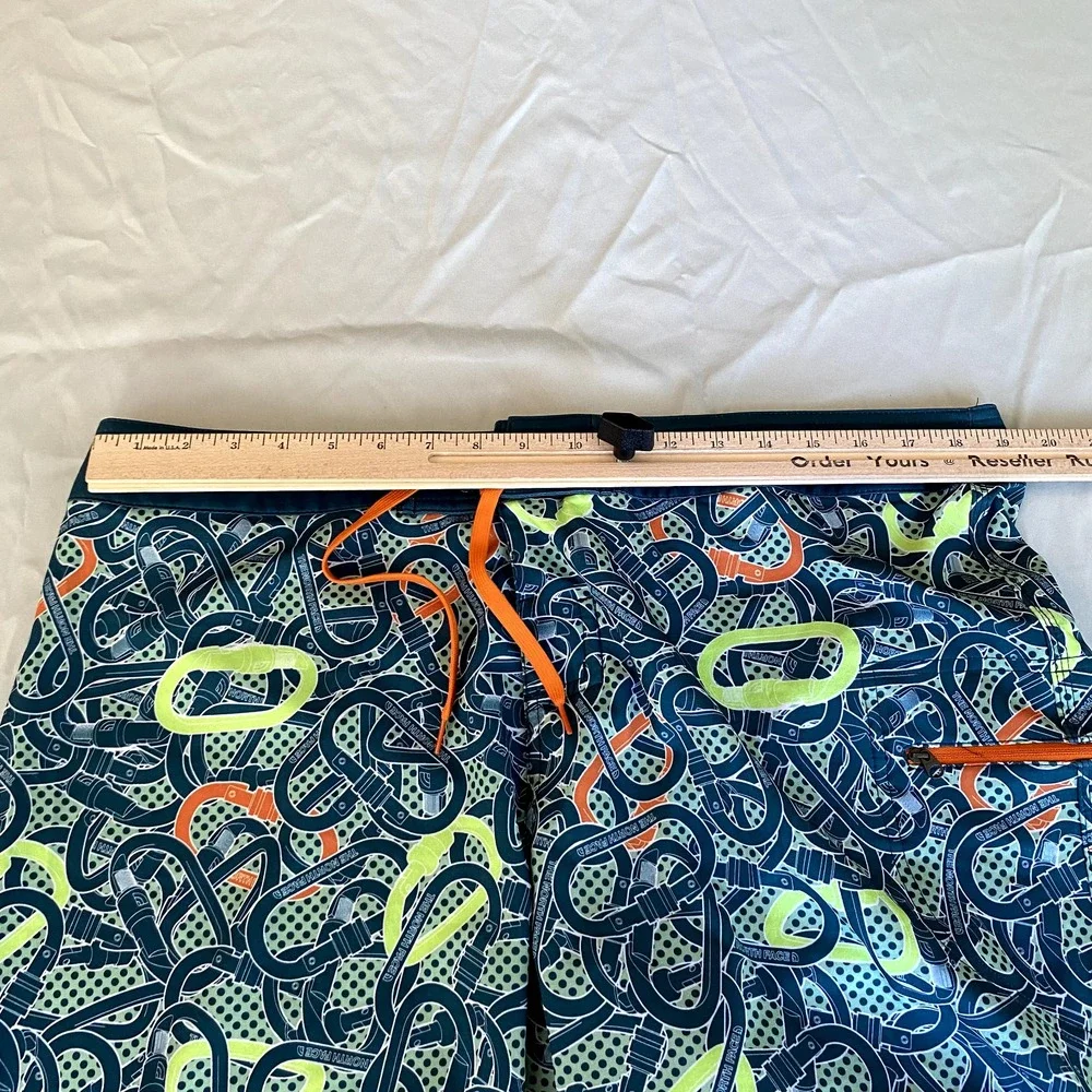 The North Face Board Shorts Mens 38‎ Blue Carabiner Print Hybrid Swimming Trunks
